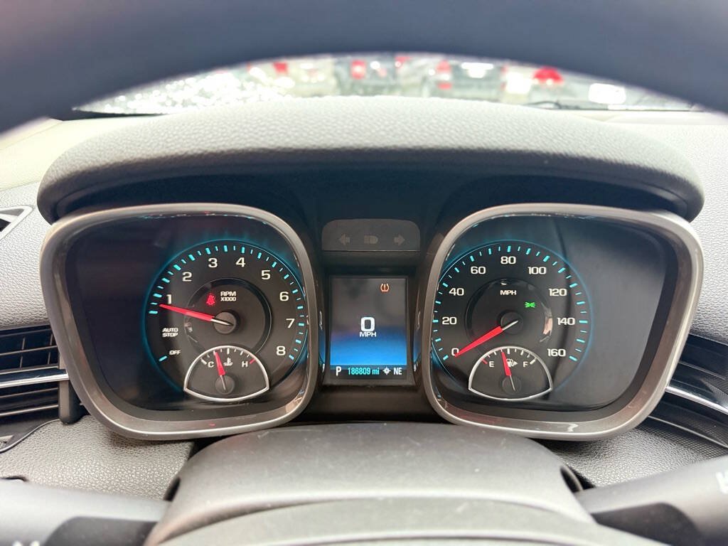 Used 2015 Chevrolet Malibu LS w/ Protection Package FWD image 21