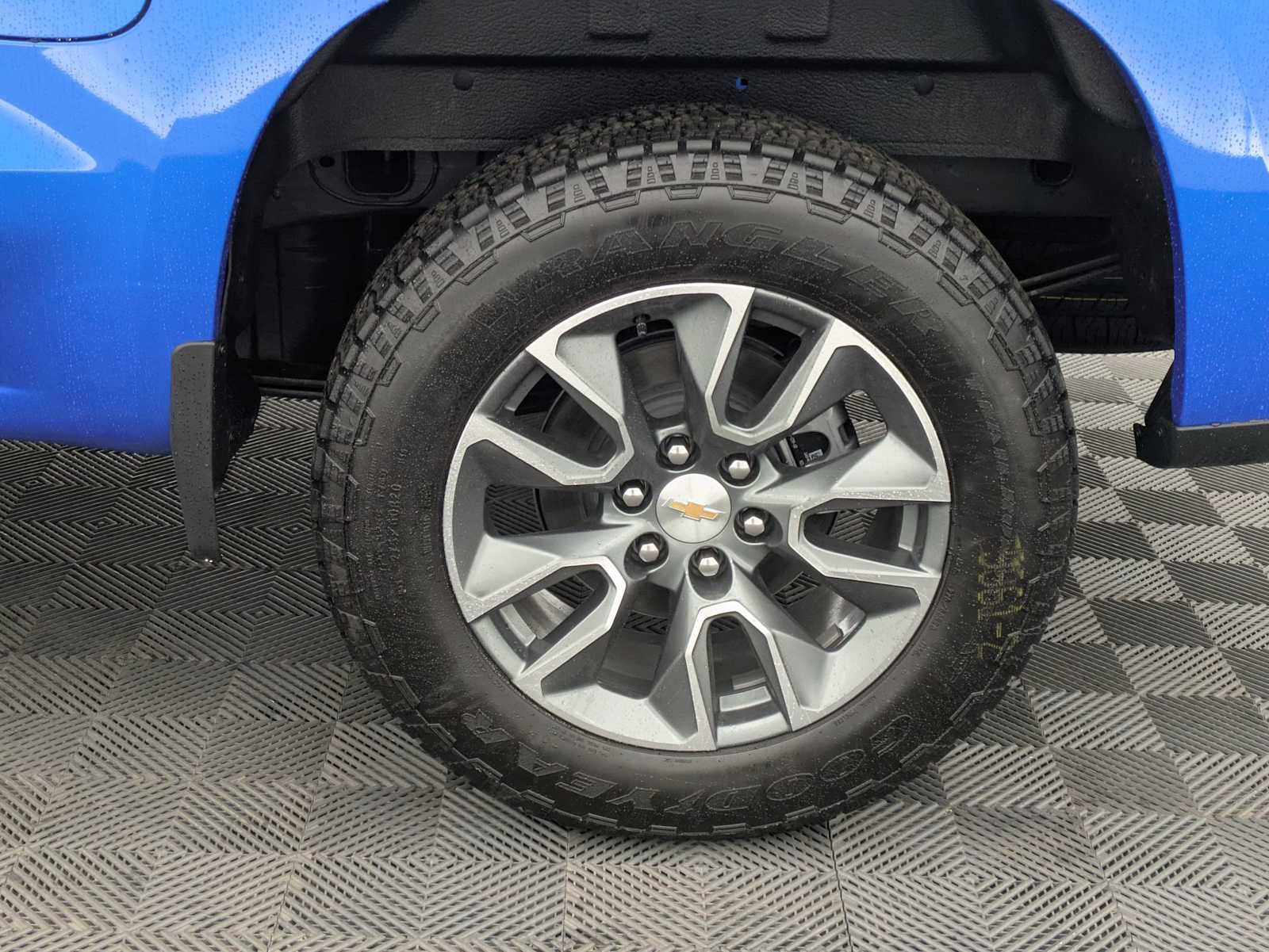 New 2026 Chevrolet Silverado 1500 LT image 17