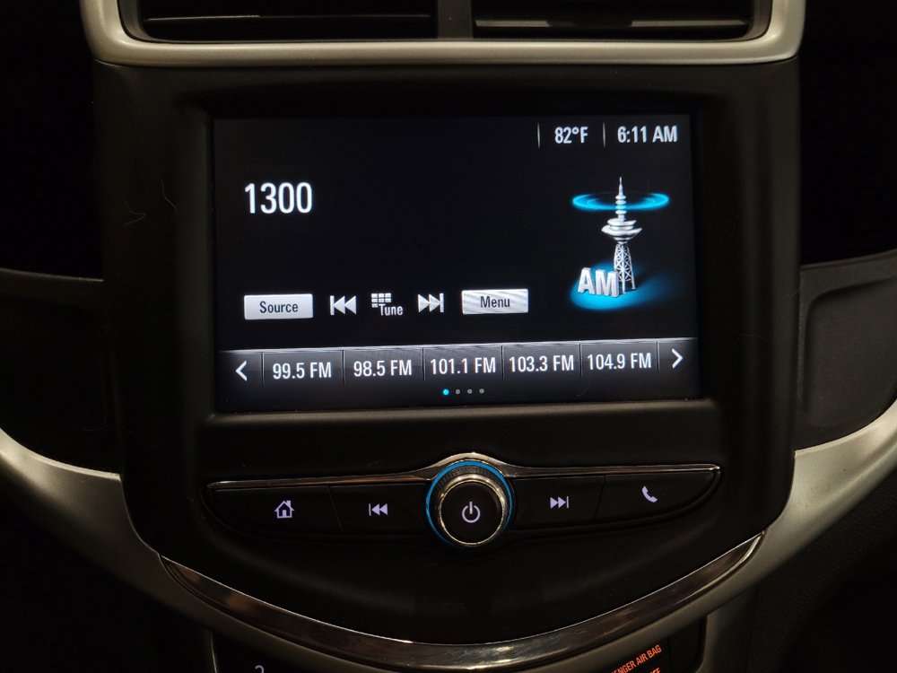 Used 2017 Chevrolet Sonic LT FWD image 25