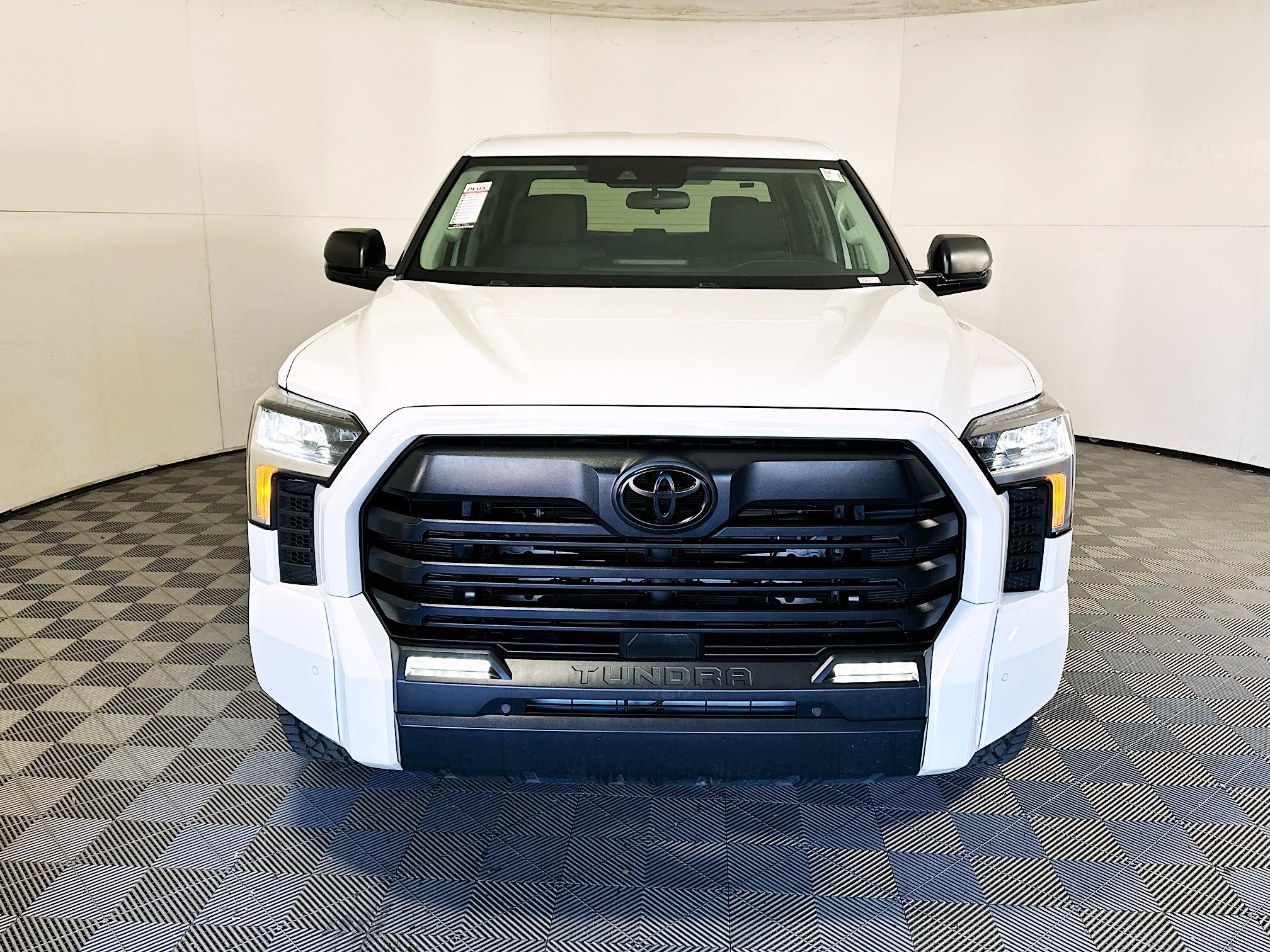 Used 2023 Toyota Tundra SR5 w/ SR5 Convenience Package image 8