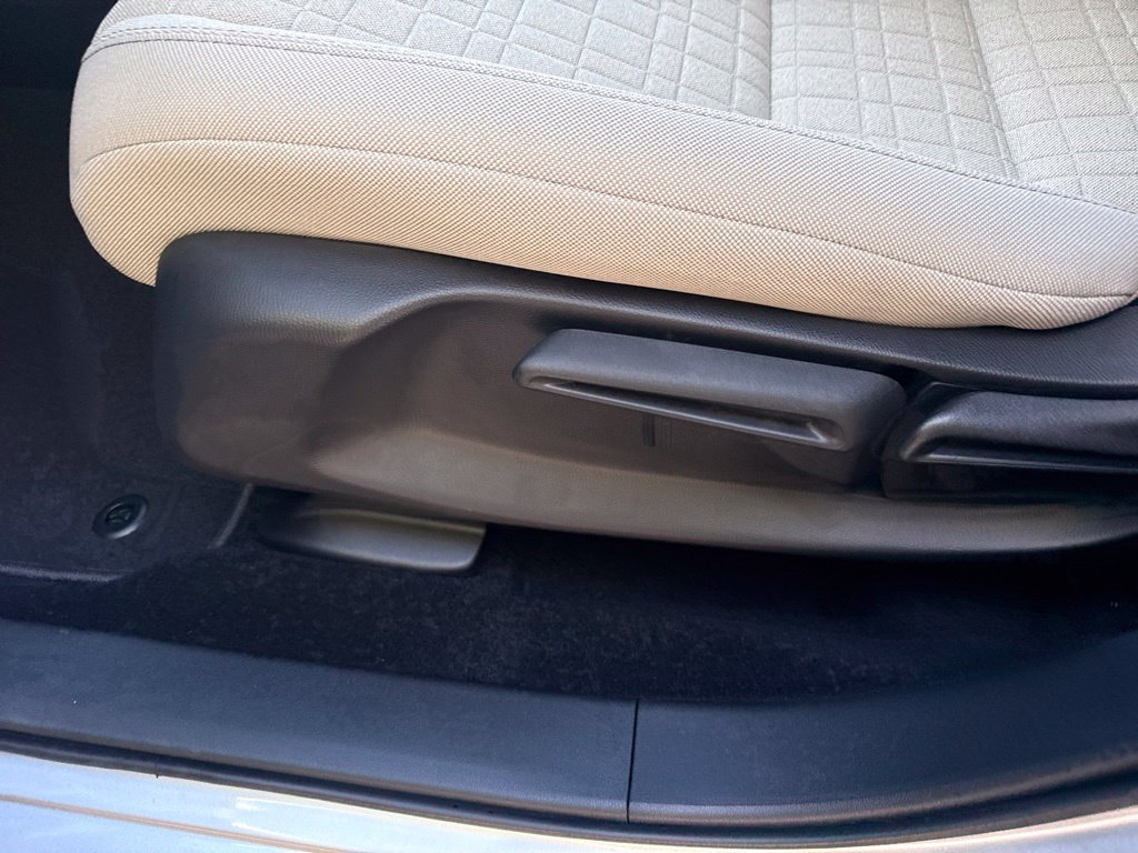 New 2027 Honda HR-V LX image 21