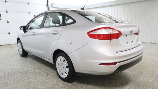 Used 2017 Ford Fiesta S image 3