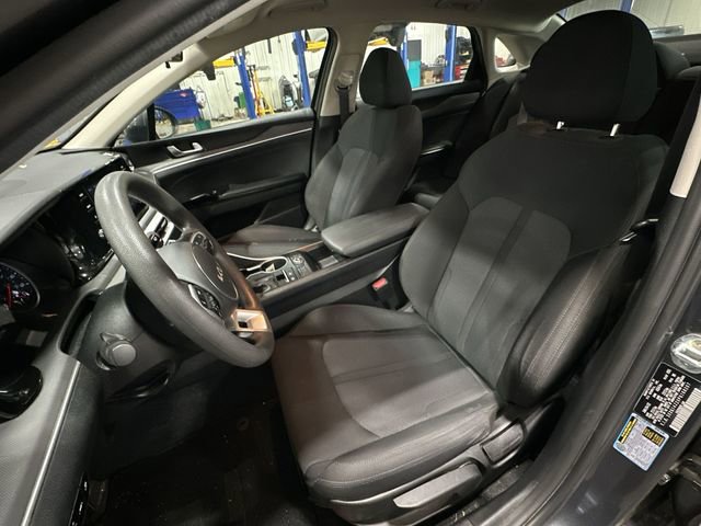 Used 2023 Kia K5 LXS image 17