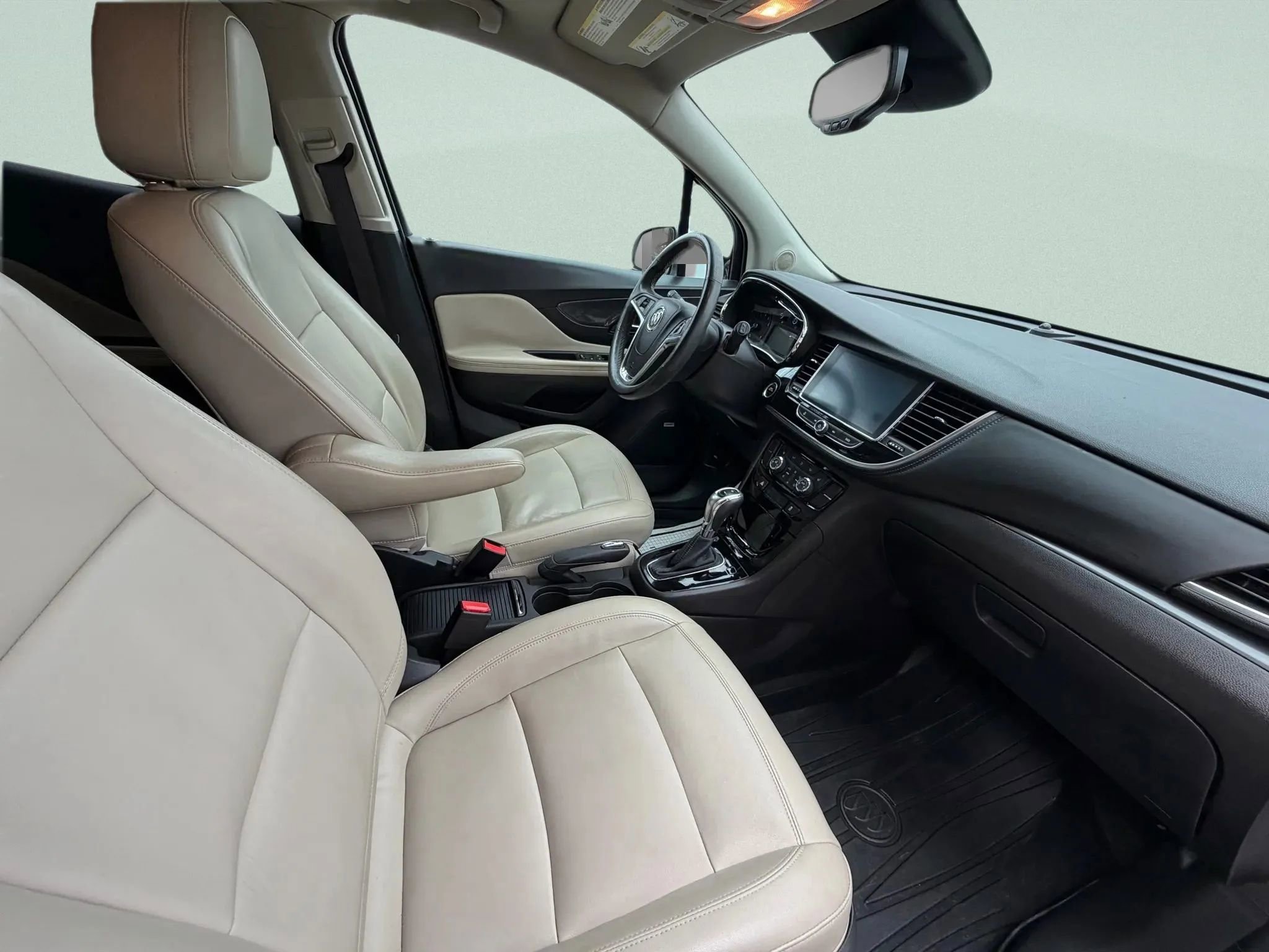 Used 2017 Buick Encore Essence w/ Experience Buick Package image 10