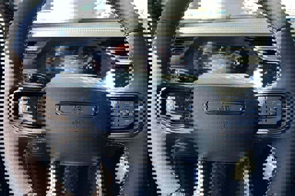 New 2026 Jeep Cherokee Limited image 23