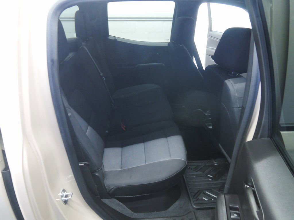 Used 2024 Chevrolet Colorado W/T image 28