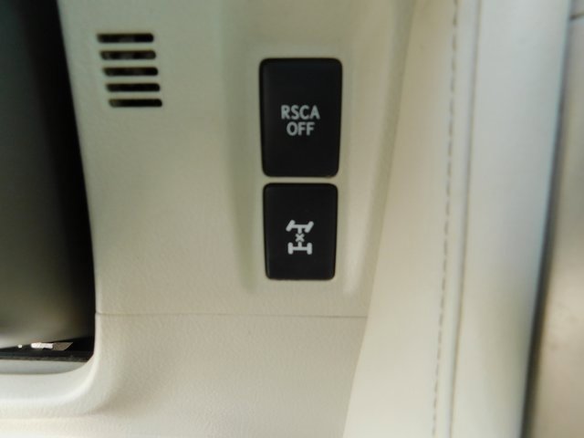 Used 2013 Lexus GX 460 Premium image 31