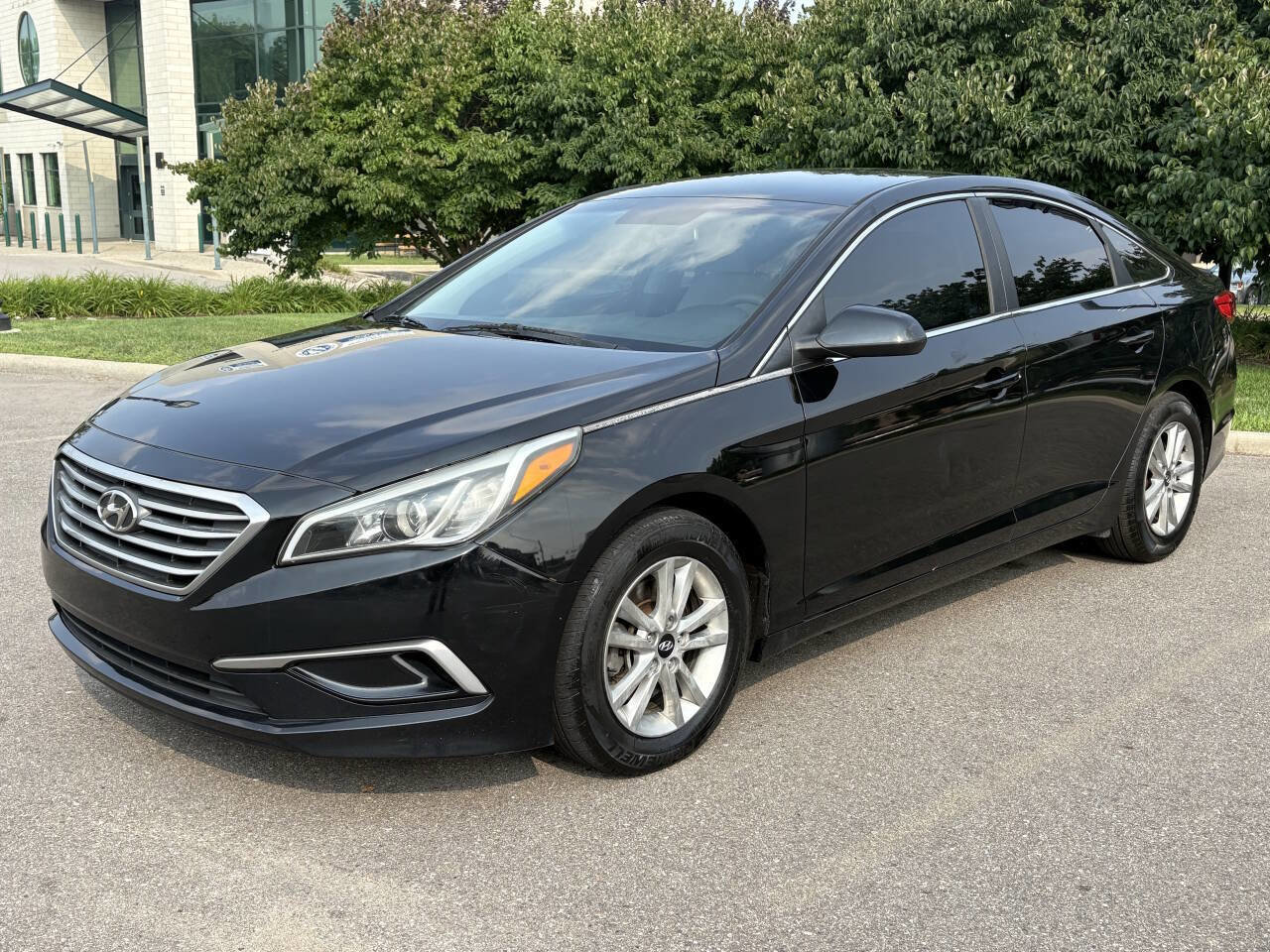 Used 2016 Hyundai Sonata SE image 19