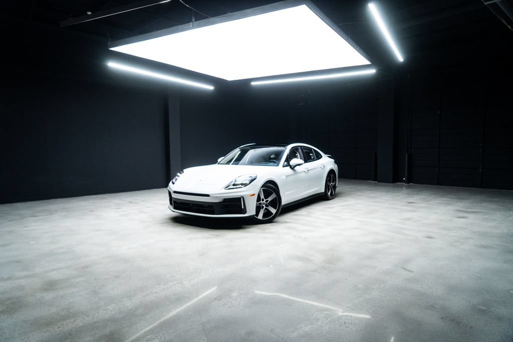 Used 2025 Porsche Panamera w/ Premium Package RWD image 46