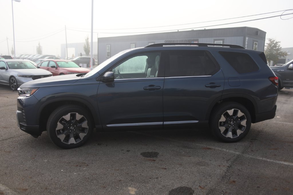 New 2026 Honda Pilot Touring image 8
