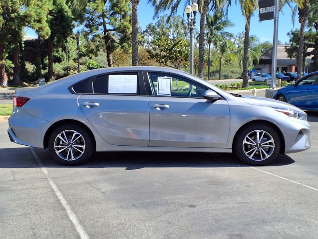 Certified 2024 Kia Forte LXS FWD image 6