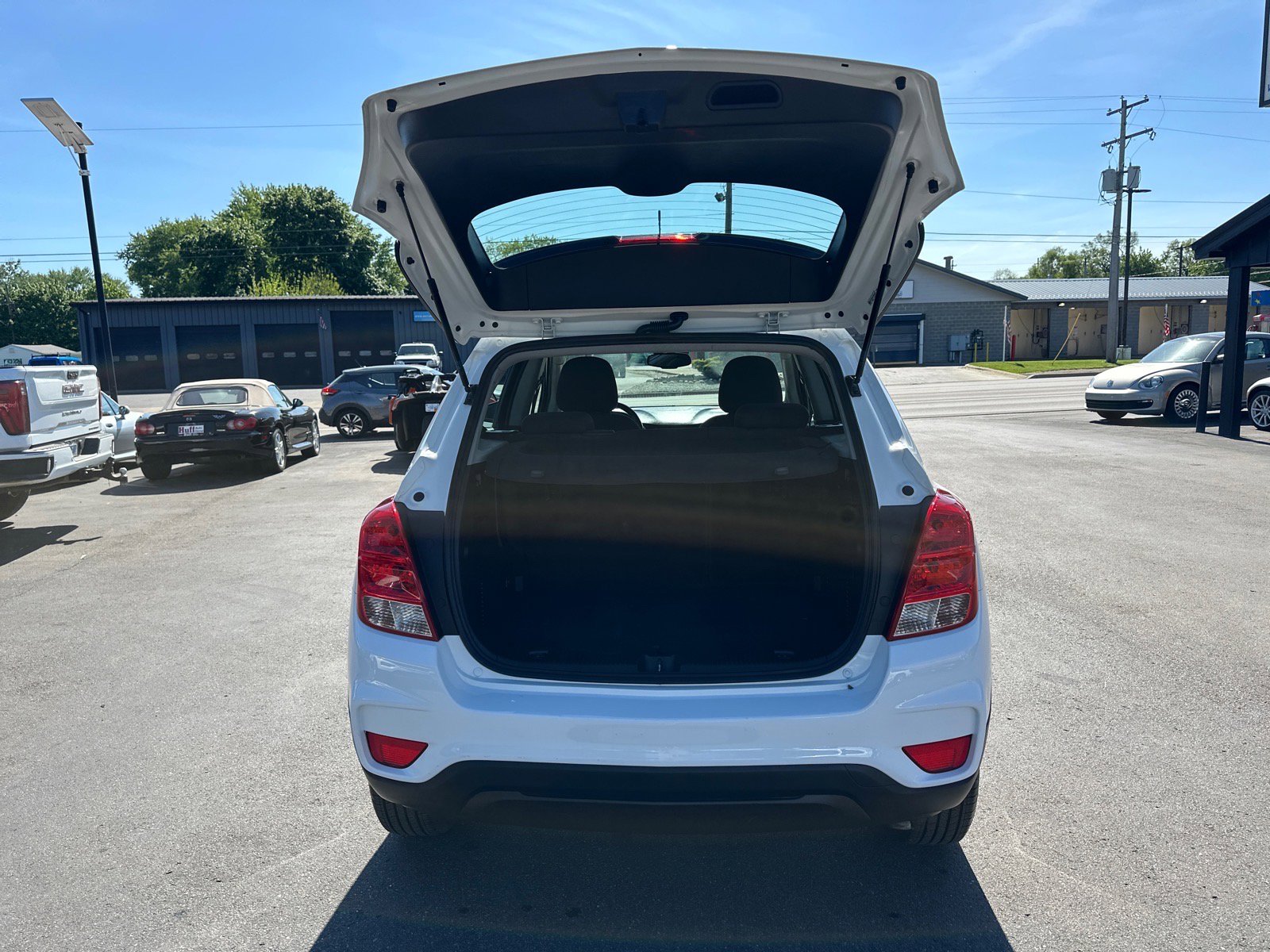 Used 2018 Chevrolet Trax LS AWD/4WD image 9