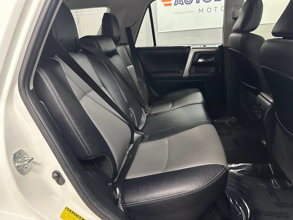 Used 2023 Toyota 4Runner SR5 Premium w/ Moonroof Package AWD/4WD image 21