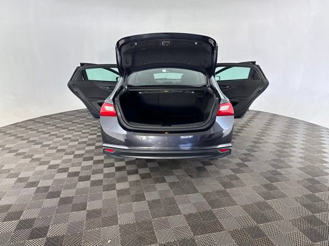 Used 2023 Chevrolet Malibu LT FWD image 15