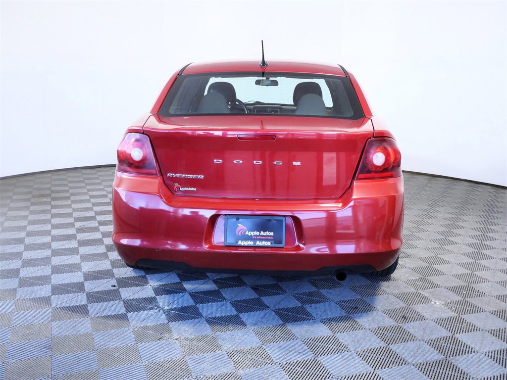 Used 2013 Dodge Avenger SE image 7