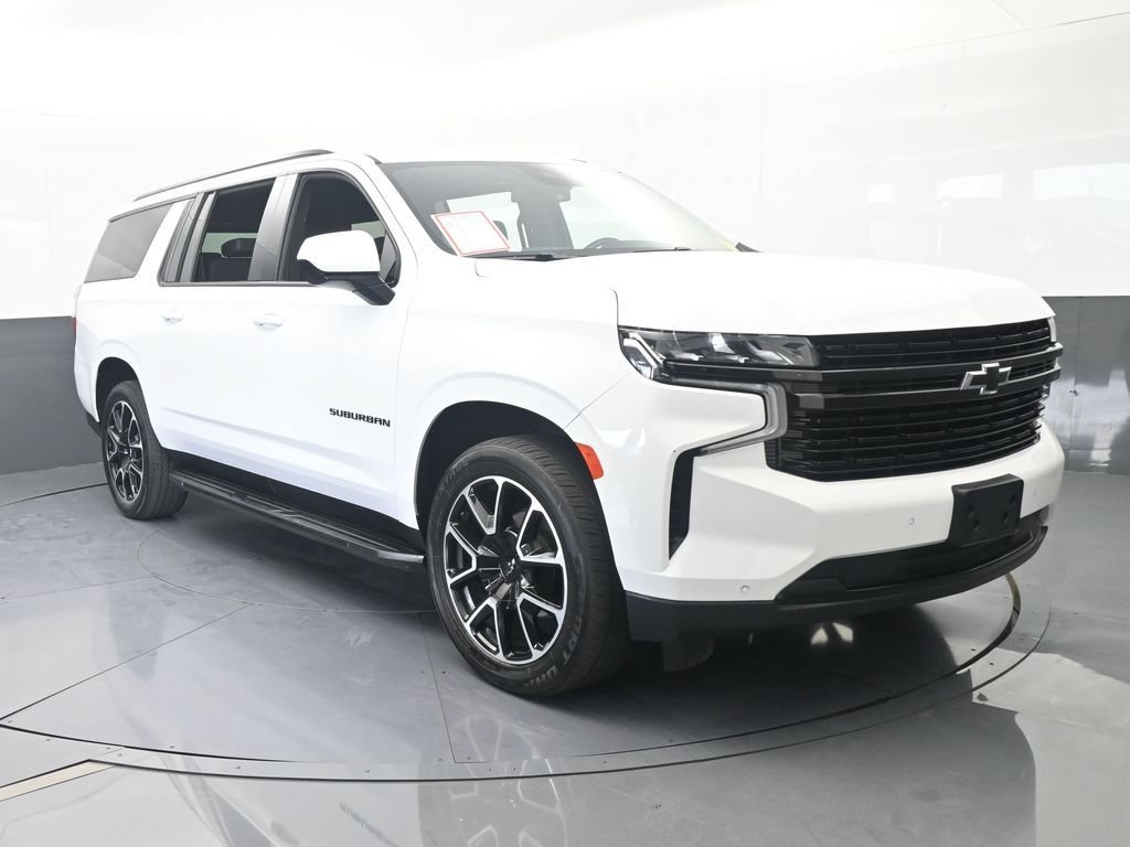 Used 2024 Chevrolet Suburban RST RWD image 9