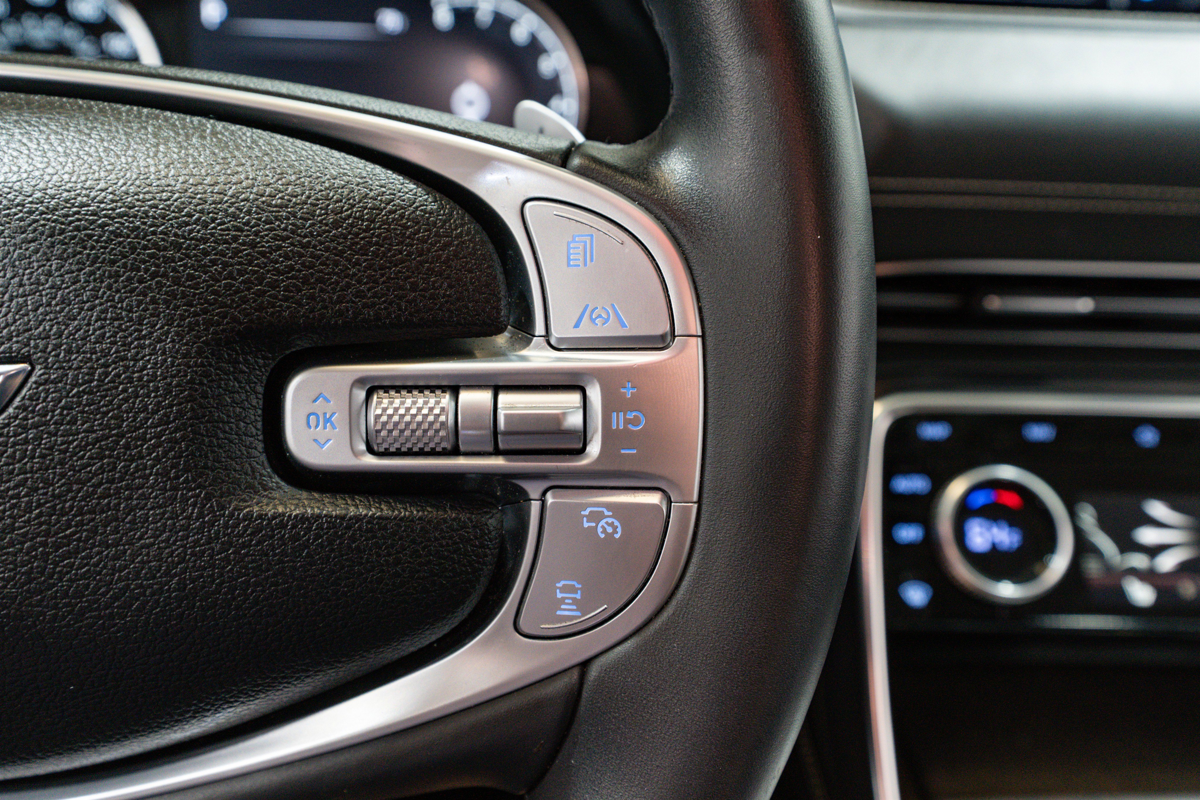 Used 2024 Genesis GV80 2.5T image 28