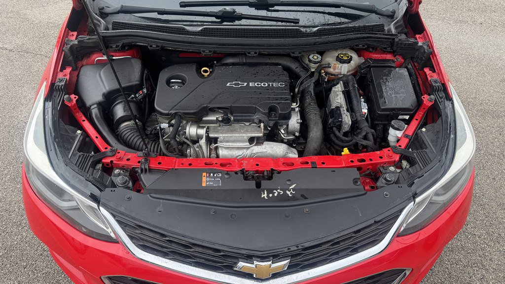 Used 2016 Chevrolet Cruze LT image 10