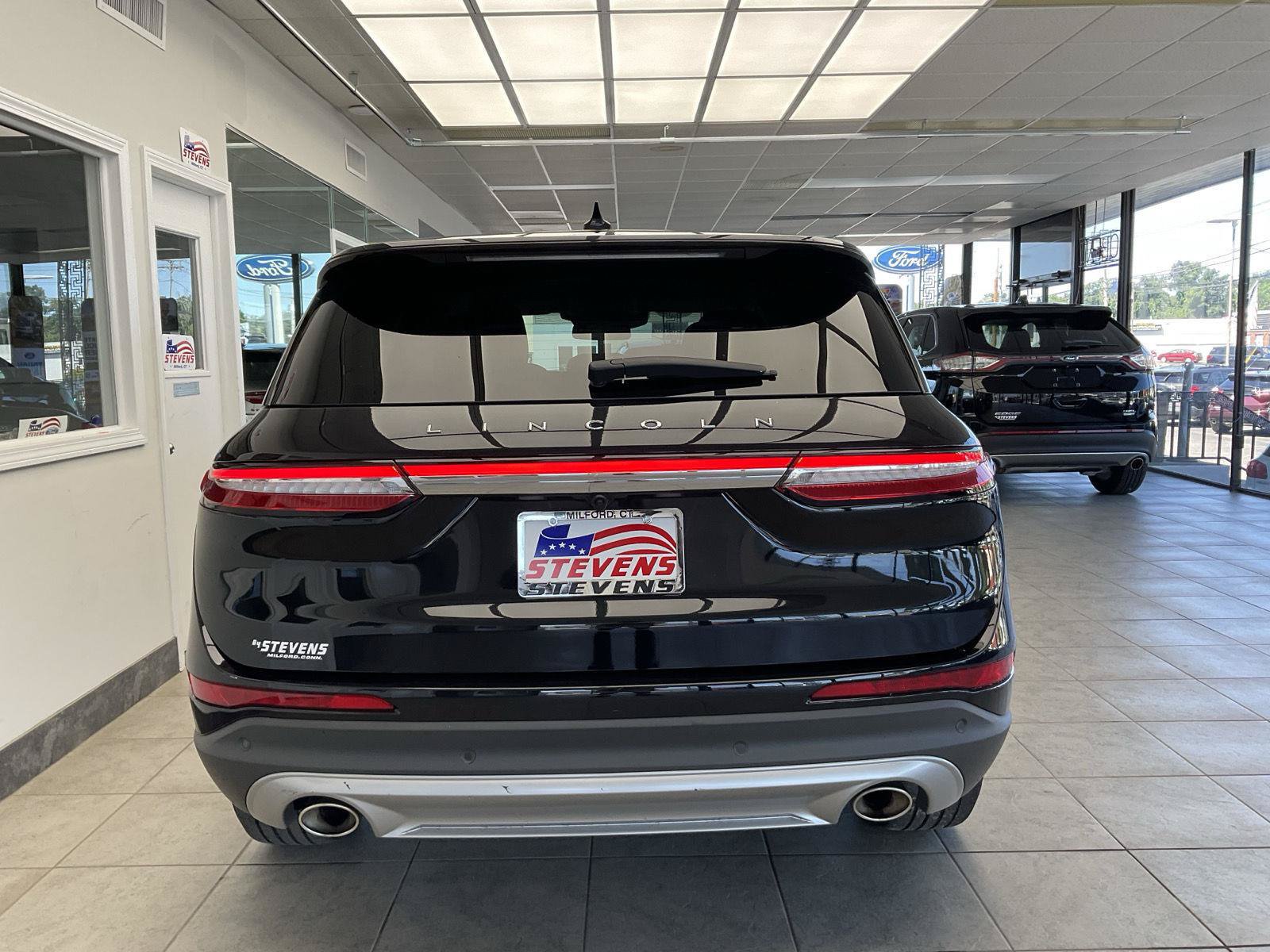 Used 2023 Lincoln Corsair AWD image 6