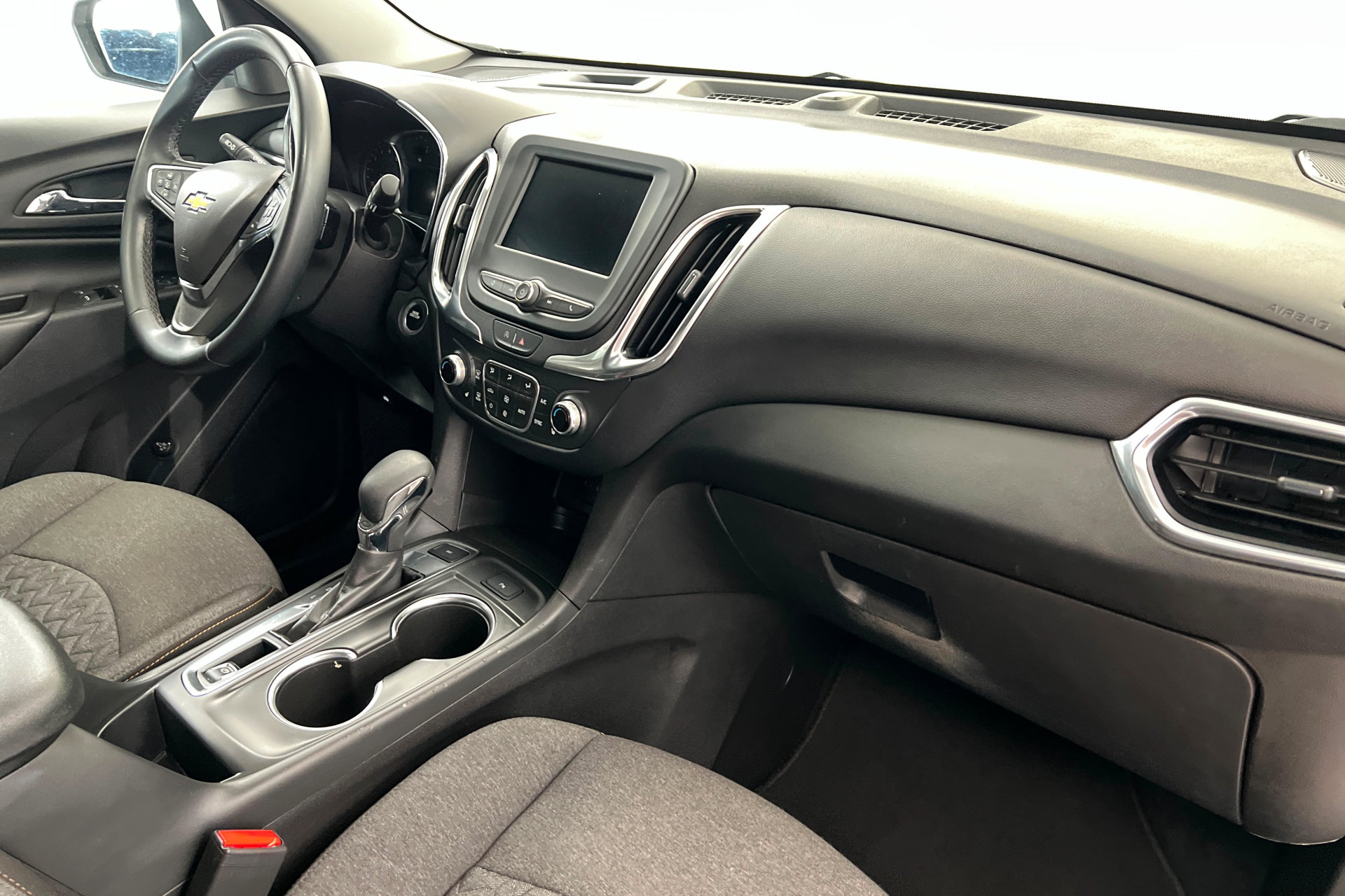 Used 2024 Chevrolet Equinox LT AWD/4WD image 24