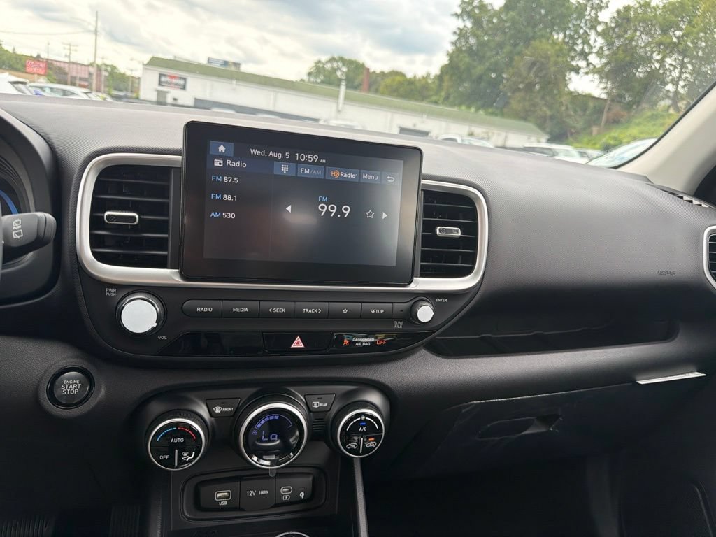 New 2026 Hyundai Venue SEL FWD image 23