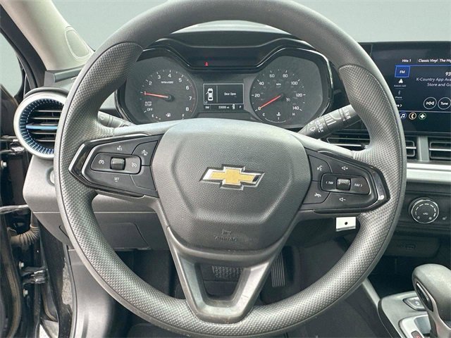 Used 2024 Chevrolet Trax LS w/ LS Convenience Package image 27