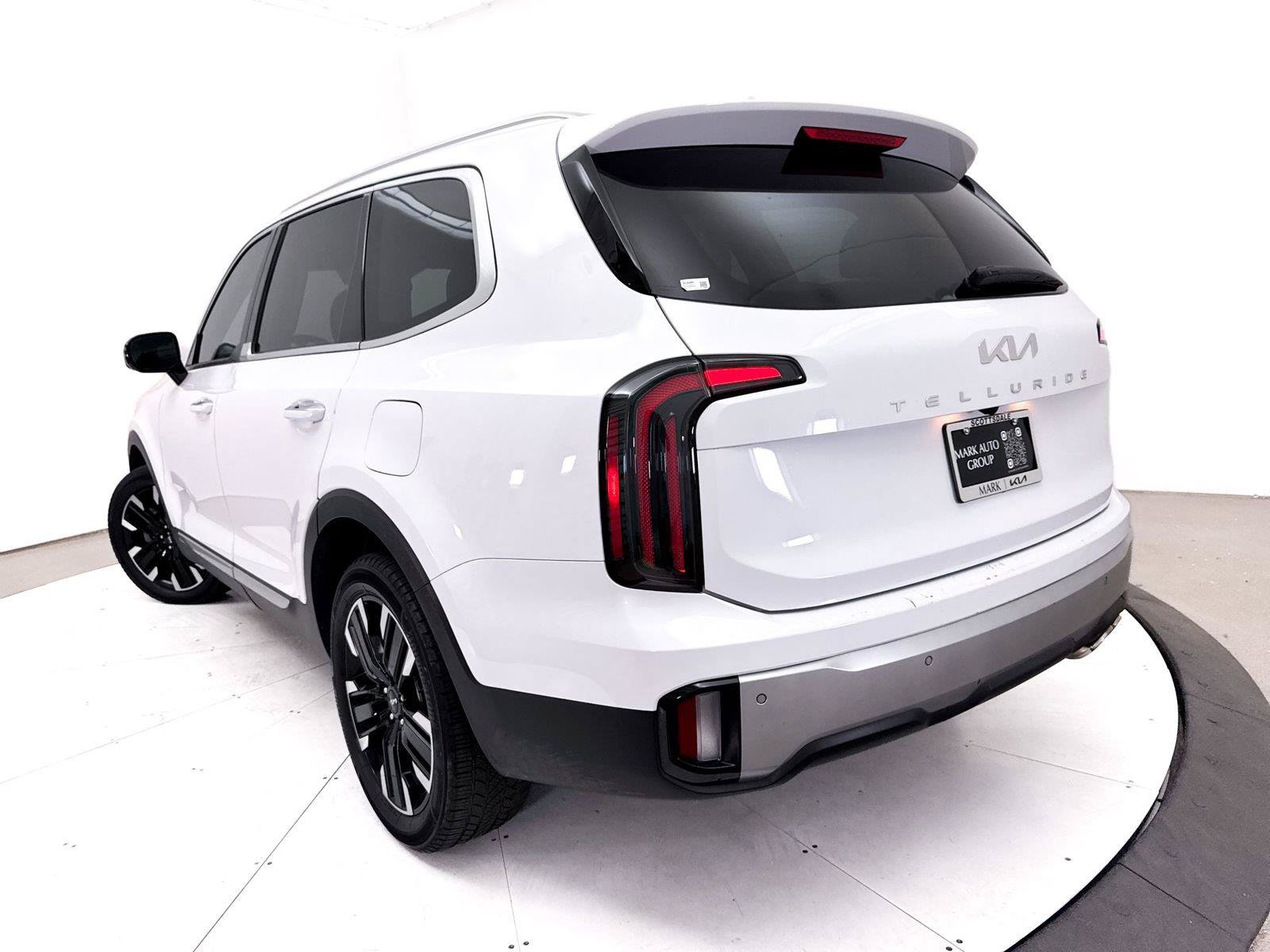 Certified 2024 Kia Telluride SX FWD image 9