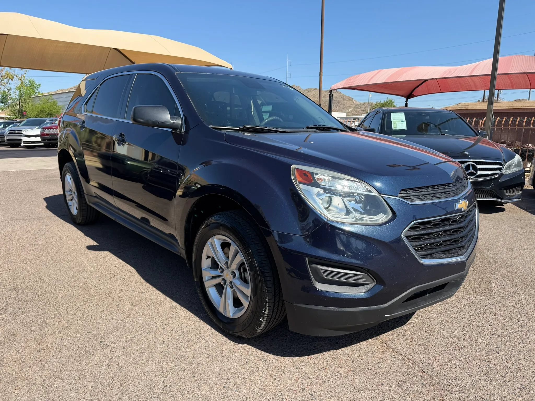 Used 2017 Chevrolet Equinox LS FWD image 3