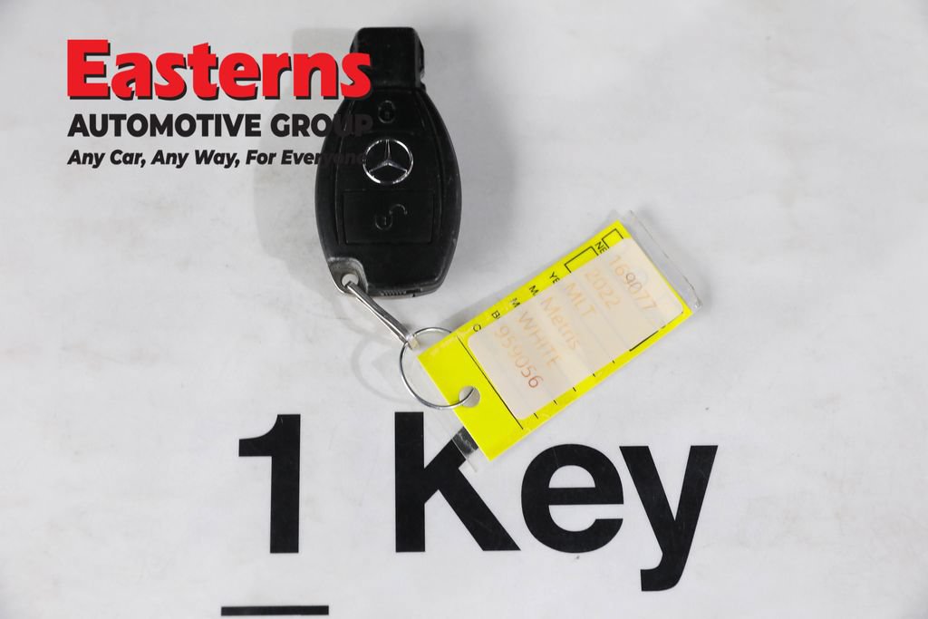 Used 2022 Mercedes-Benz Metris image 21