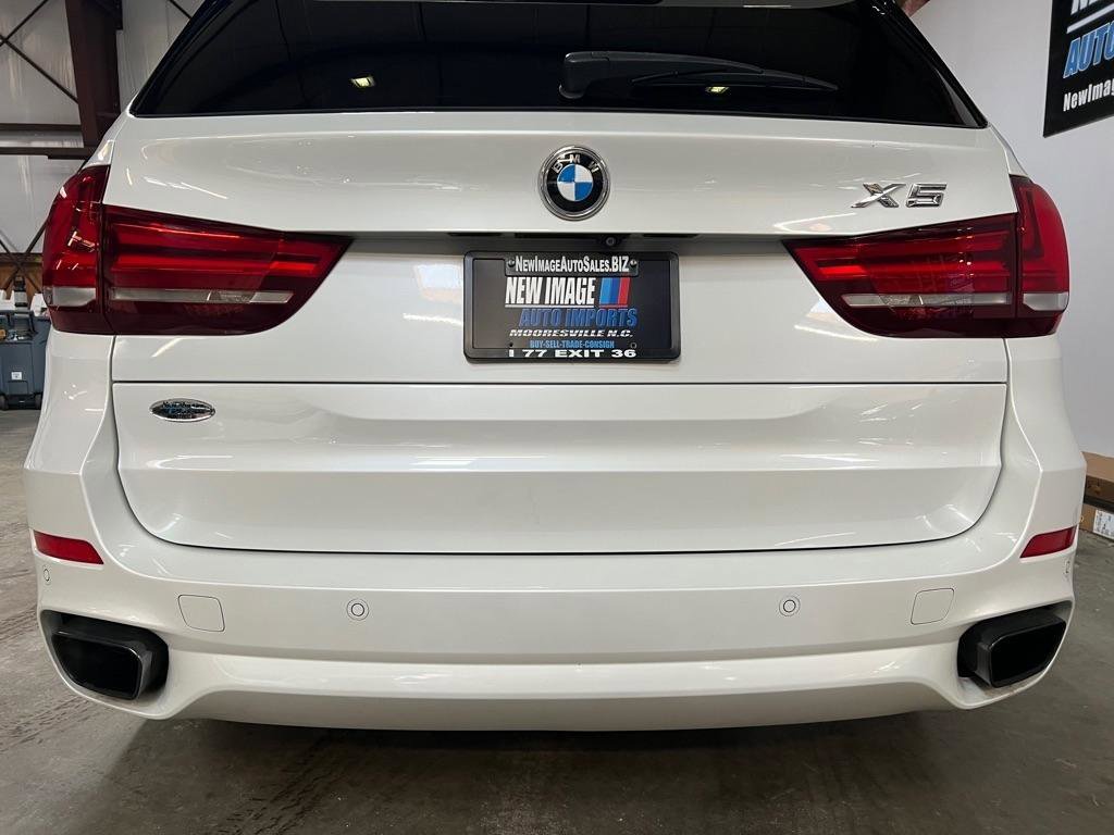 Used 2017 BMW X5 xDrive50i image 12