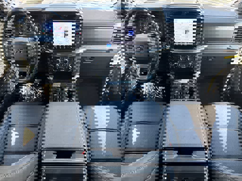 New 2025 Ford F150 Lariat w/ Equipment Group 502A High image 19