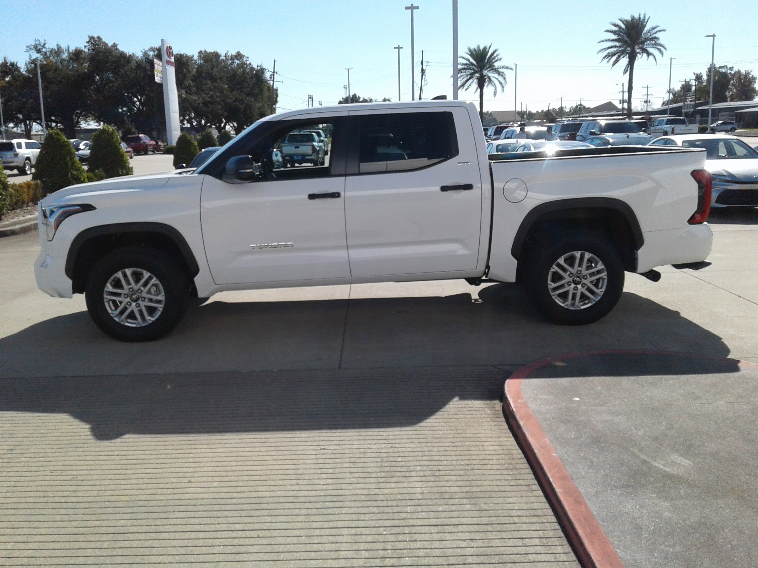 Used 2025 Toyota Tundra SR5 w/ SR5 Convenience Package image 4