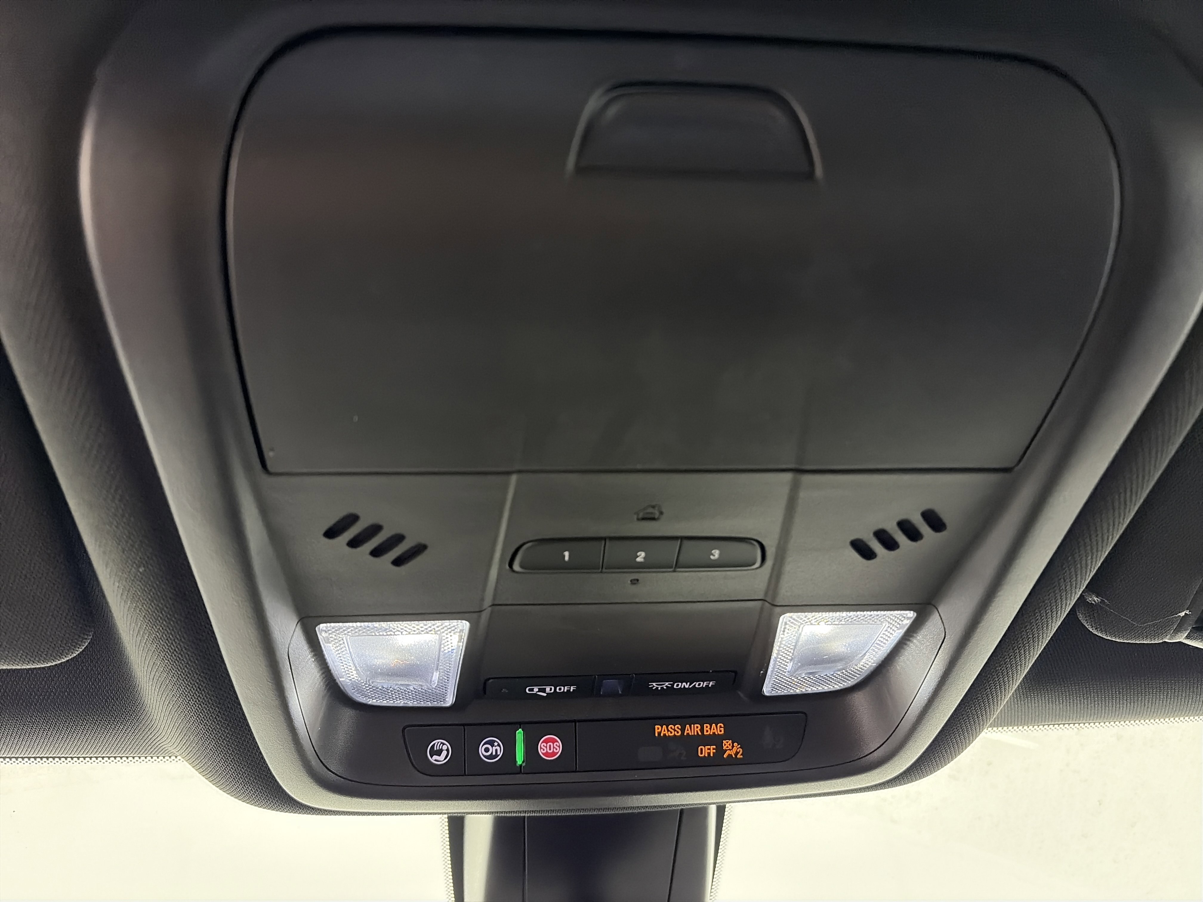 Certified 2024 Chevrolet Blazer RS w/ Driver Confidence II Package image 37