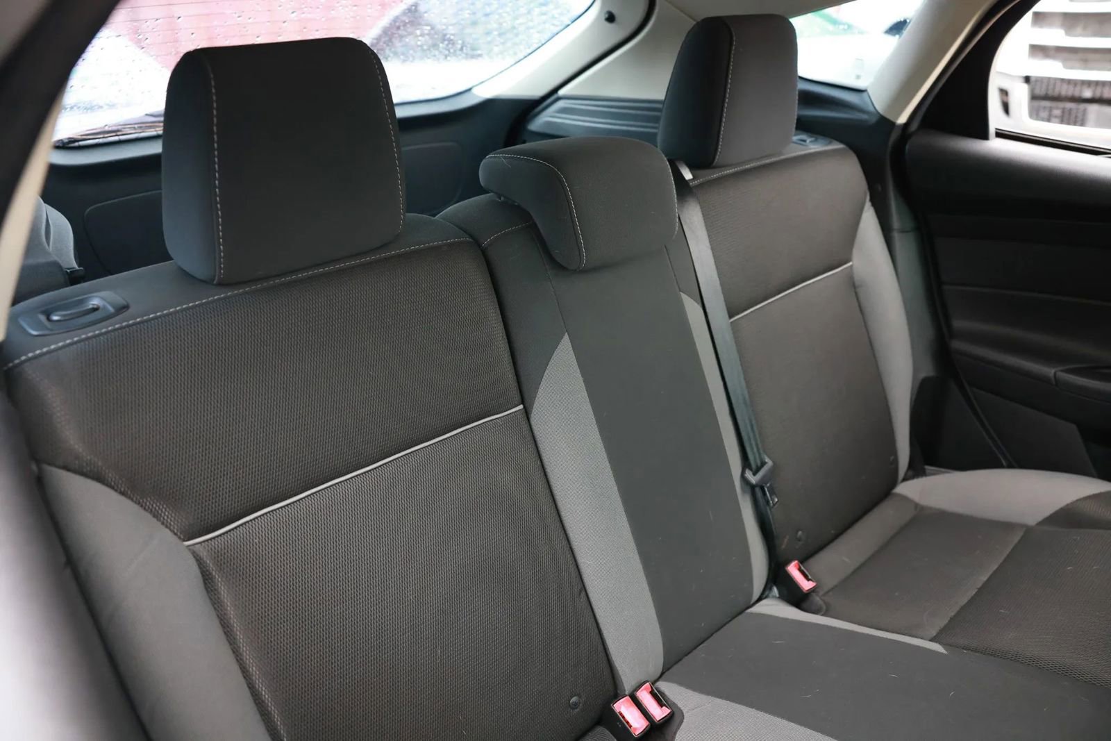 Used 2012 Ford Focus SE image 16