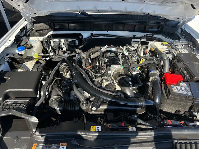 Used 2025 Ford Bronco Badlands AWD/4WD image 13