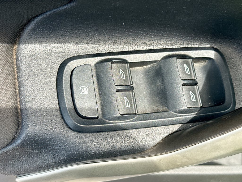 Used 2011 Ford Fiesta SE w/ 201A Rapid Spec Order Code FWD image 16