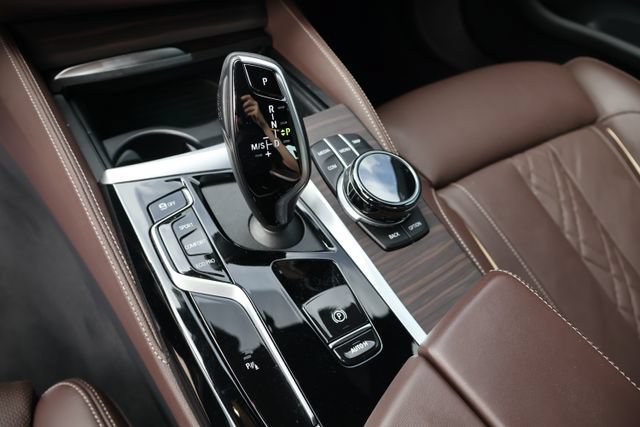 Used 2022 BMW 540i w/ Executive Package RWD image 14
