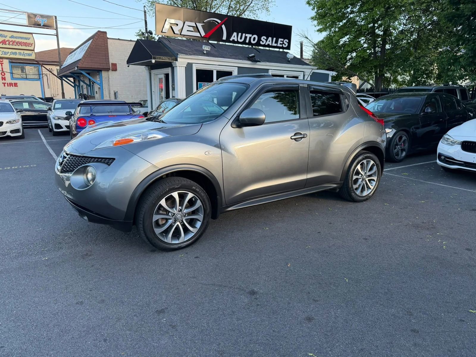 Used 2012 Nissan Juke SL w/ Sport Pkg AWD/4WD image 2
