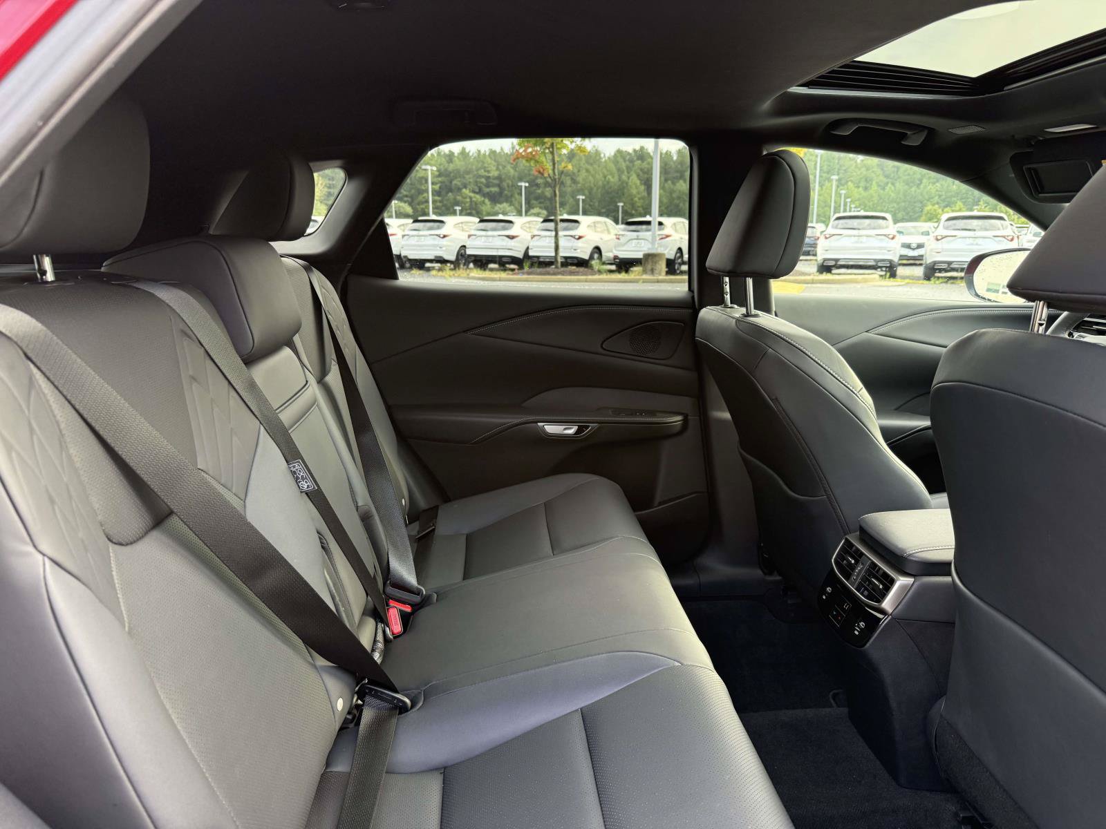 Used 2025 Lexus RX 350h AWD/4WD image 16