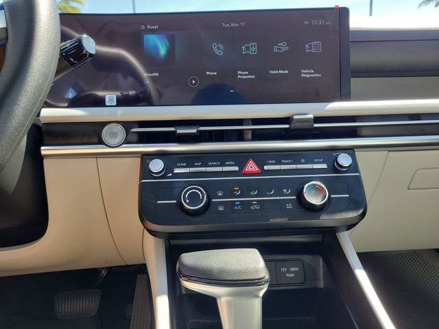 Certified 2025 Hyundai Tucson SE image 13