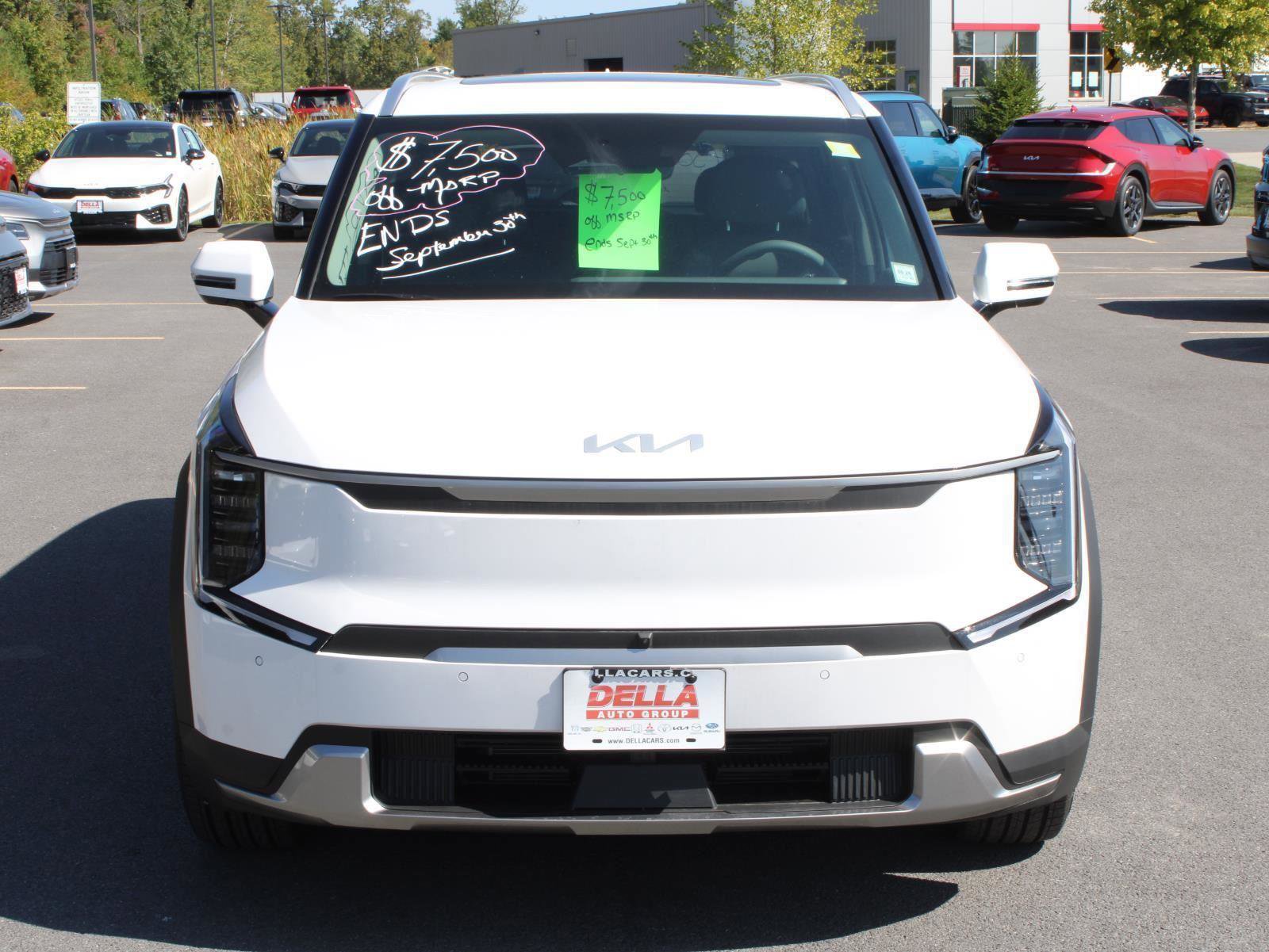 New 2026 Kia EV9 Wind image 2