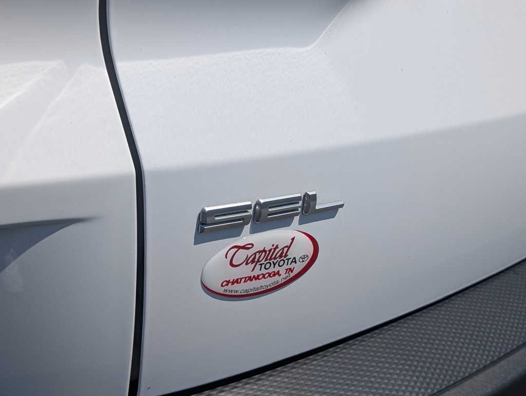 Used 2022 Ford Escape SEL FWD image 29