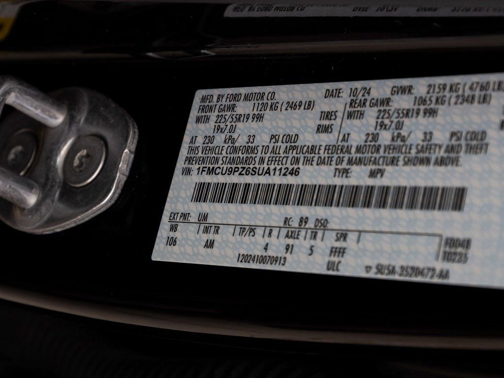 Used 2025 Ford Escape ST-Line Elite w/ Premium Technology Package image 16