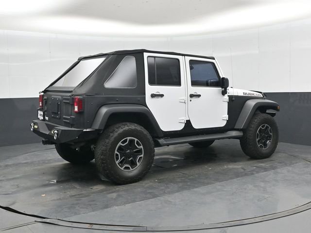 Used 2015 Jeep Wrangler Unlimited Rubicon image 3
