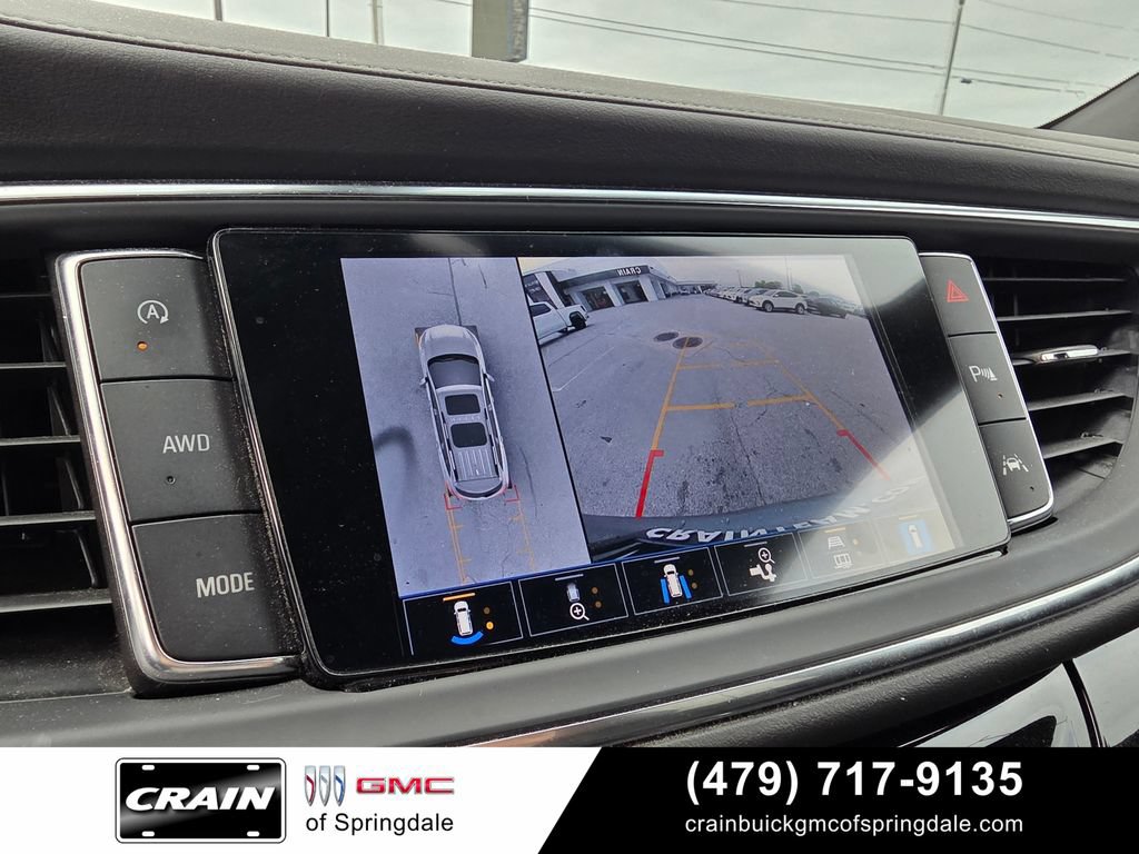 Used 2023 Buick Enclave Avenir w/ Avenir Technology Package AWD/4WD image 17