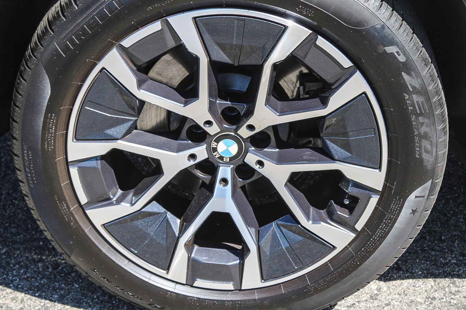 Certified 2025 BMW X3 xDrive30i image 11