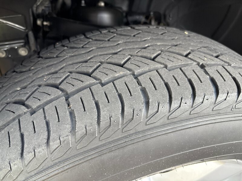 Used 2014 RAM 1500 Express AWD/4WD image 22