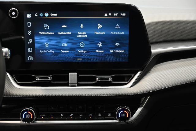 New 2027 Chevrolet Equinox LT w/ Convenience Package II FWD image 14