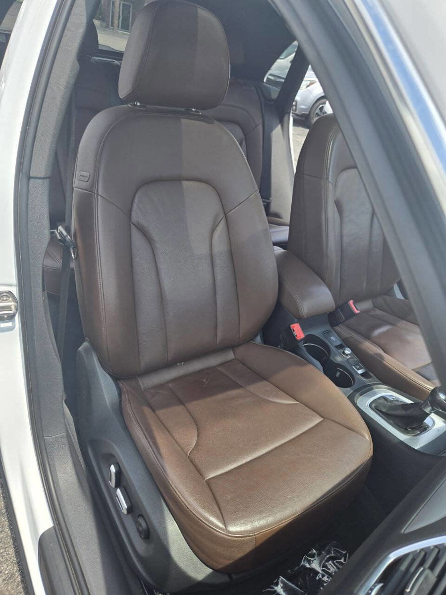 Used 2017 Audi Q3 2.0T Premium Plus w/ Premium Plus Package image 44