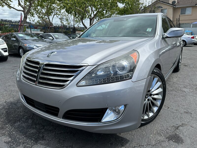 Used 2014 Hyundai Equus Signature RWD image 1